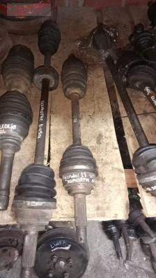 Hyundai Accent 1.3 yumurta kasa sağ sol takım akis