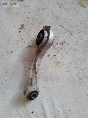 RENAULT CLİO II ARKA MOTOR TAKOZ KULAĞI