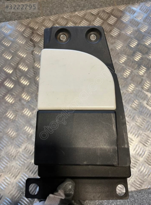 IVECO DAILY  ADBLUE KAPAĞI 5801648112