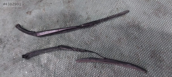 TOYOTA HİLUX 2023 ÇIKMA ORİJİNAL SİLECEK KOLLARI