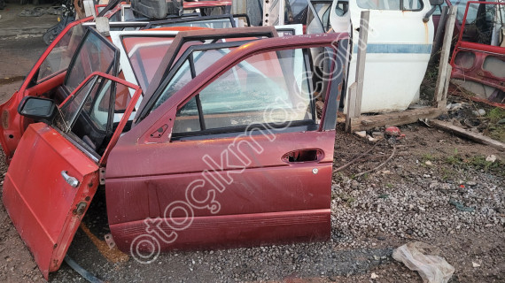 Nissan sunny sol ön kapı