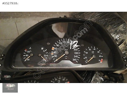 Mercedes 200 kasa gösterge paneli