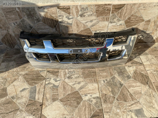 Isuzu dmax ön panjur sıfır ithal ürün