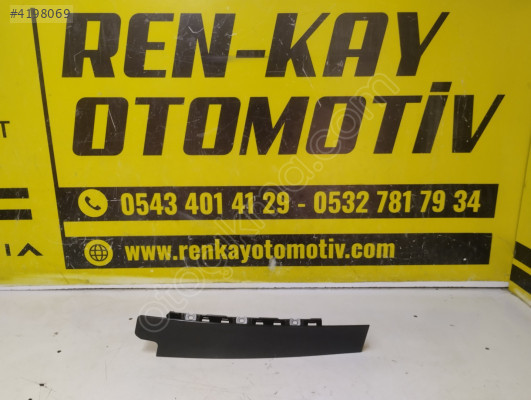822834905R RENAULT MEGANE 4 SAĞ ARKA KAPI DİREK KAPLAMASI ORJ