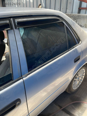 TOYOTA AVENSİS SOL ARKA KAPI