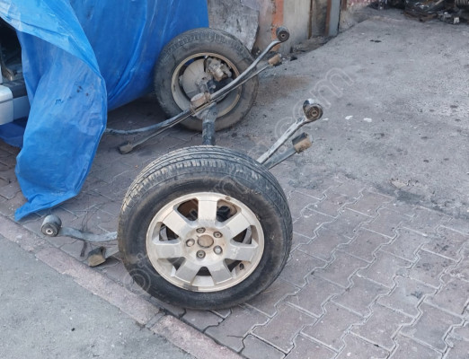 Ford connect arka dingil