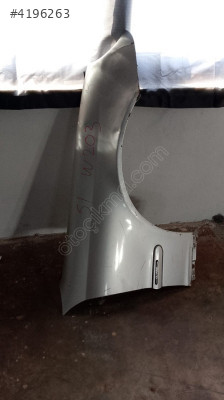 mercedes c kasa w203 sağ ön çamurluk çıkma orjinal çıtır hasarlı