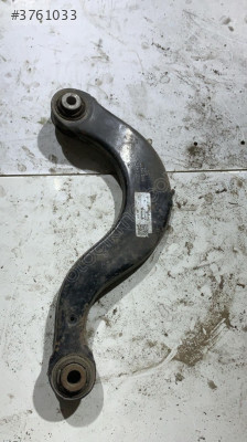 5Q0505351B volkswagen golf 7 sol arka taşıyıcı üst kolu