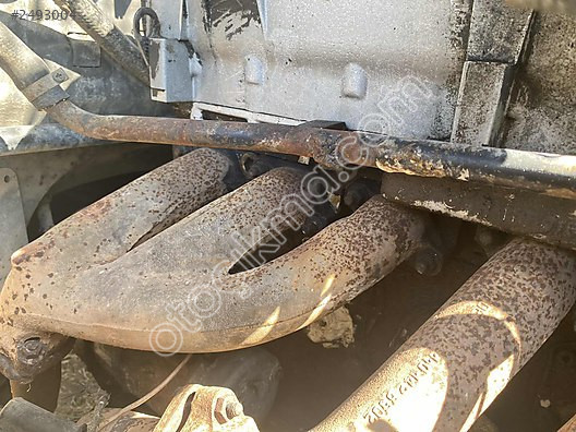 MERCEDES M110 ORJ. EGZOZ MANİFOLD TAKIM