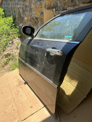CHRYLERS 300 C sol ön kapı
