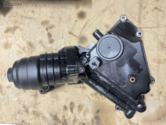 VOLVO YAĞ FİLTRESİ KÜTÜĞÜ KOMPLE V70 S60 S80 XC70 XC60 2,0 DİZEL