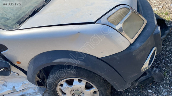 Ford connect 2010 model sağ ön Çamurluk