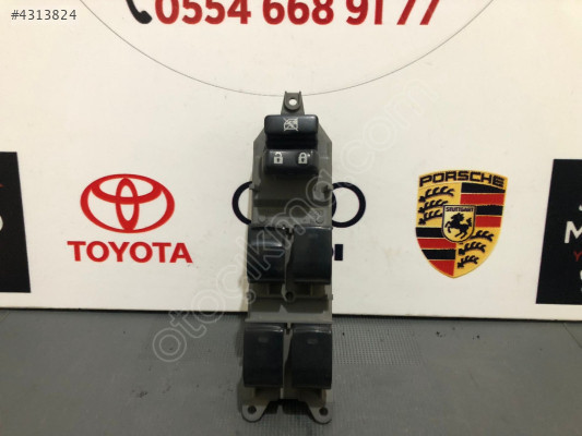 TOYOTA COROLLA SOL ÖN CAM DÜĞMESİ ORJİNAL
