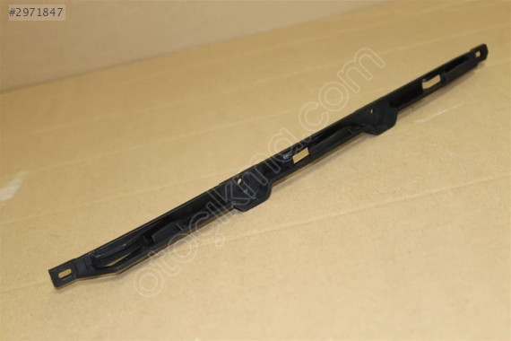 VW POLO CLASSİC 96-02 SAĞ ARKA TAMPON BRAKETİ 6K5807394