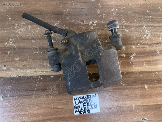 MİTSUBİSHİ LANCER SAĞ FREN KALİPERİ , LANCER FREN MERKEZİ 90 MOD
