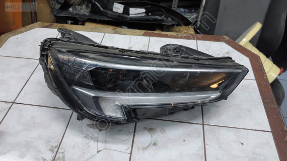 OPEL INSİGNİA B MAKYAJLI SAĞ FAR LUX ÇIKMA ORJİNAL YEDEK PARÇA
