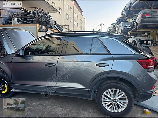 VOLKSWAGEN T-ROC SAĞ SOL ÖN ARKA KAPILARÜNALLAR OTO ÇIKMA YEDEK