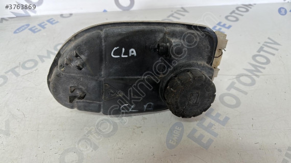 mercedes cla w117 radyatör yedek su deposu (son fiyat)