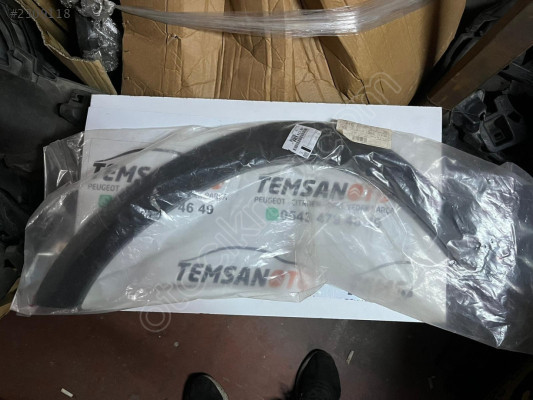 PEUGEOT PEJO 2008 SOL ÖN ÇAMURLUK DODİK SIFIR ORJİNAL TEMSAN