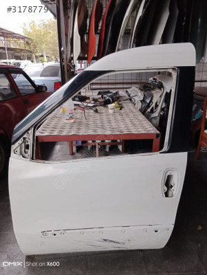 Fiat Doblo4 Geniş aile sol ön kapı 50tl
