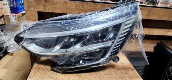 MEGANE 4 SOL FAR SIFIR 260608580R