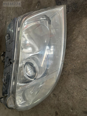 Wv passat B5,5 sağ ön far