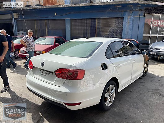 Volkswagen Jetta Sağ Arka Çamurluk