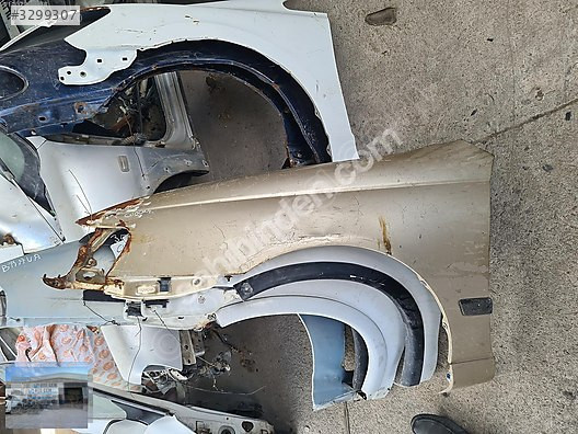 OTO CEMDEN ÇIKMA TOYOTA CORONA SOL ÖN ÇAMURLUK