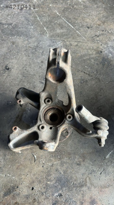 Skoada octavia sağ ön taşıyıcı