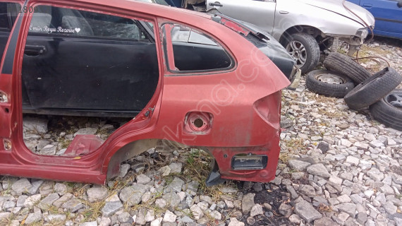 Kia Rio stw station sol arka çamurluk kesme