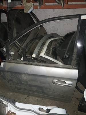 Chrysler voyager sag sol on kapi sag sol arka kizakli kapi orjin