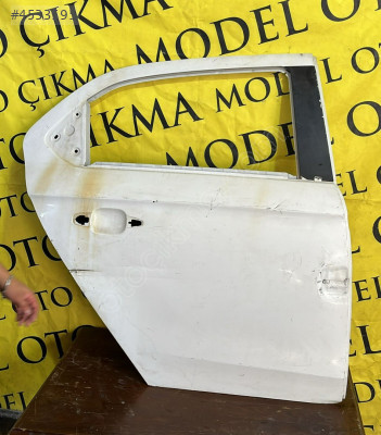 PEUGEOT 301 SAĞ ARKA KAPI