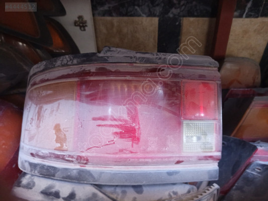 Mazda 323 sol arka stop