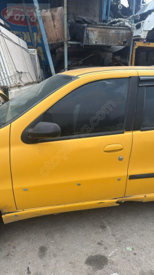 Fiat albea sol ön kapı