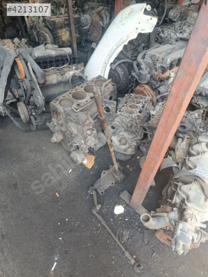 Kia Kia çerez 2.2 direksiyon kutusu