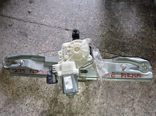 BM51-A27000-BE 11-15 FOCUS SAĞ ARKA CAM MOTORU-KRİKOSU