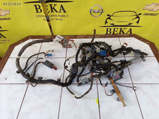 OPEL ASTRA H ÖN KONSOL TESİSATI ÇIKMA ORJİNAL YEDEK PARÇA