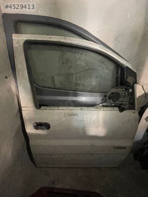 HYUNDAİ STAREX SAĞ ÖN KAPI KONUK OTO