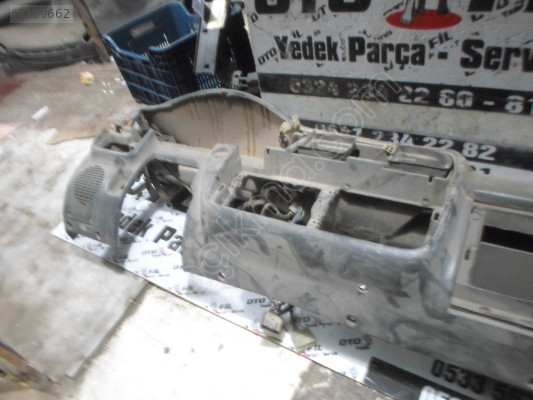 HYUNDAİ H100 1997 KAMYONET DOLU ÖN GÖĞÜS ÇIKMA ORJİNAL