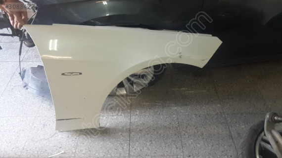 Mercedes E 212 ÇAMURLUK ÖN  SAĞ A2128810201