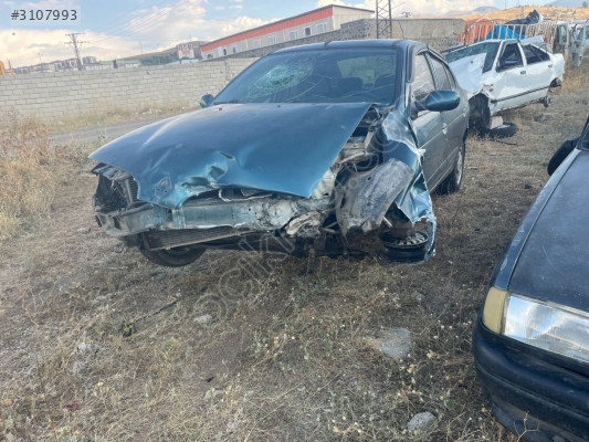 Megane 1 2.0 Motor Çıkma Yedek Parçaları