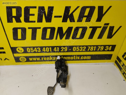 180108467R 8201606986 DACİA DUSTER GAZ VE FREN PEDALI ORJ ÇIKMA