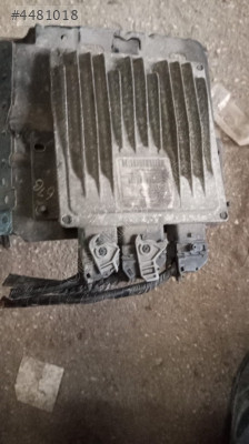 Renault Clio 1.5 Motor beyni 8201002106