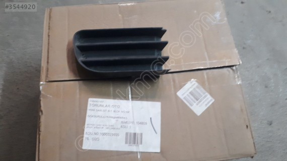 Renault Megane 2 02-08 Ön Sağ Sis Far Kapağı Orijinal Çıkma
