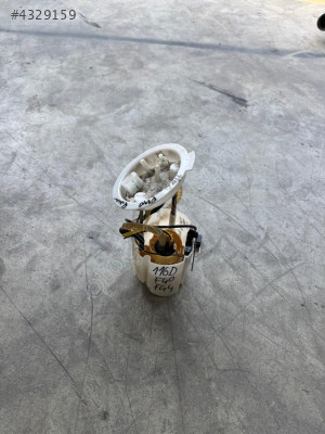 BMW 116D F40 YAKIT ŞAMANDIRASI