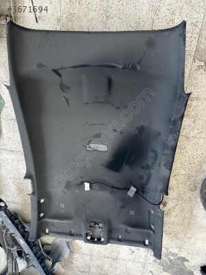 Alfa Romeo Tonale tavan doşemesi 01561712930