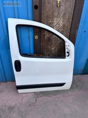 2023 fiorino sağ ön kapı dolu hatasız