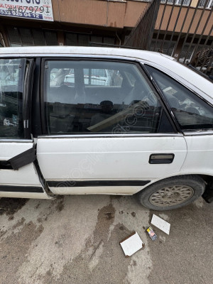Mazda 626 sol arka kapı