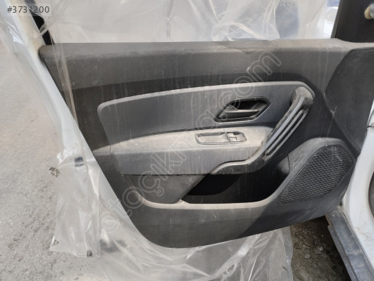 DACİA DUSTER SOL ÖN KAPI DÖŞEMESİ KOMPLE ORJ RENKAY OTO KOCAELİ