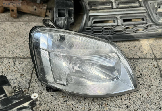 PEUGEOT PARTNER SAĞ FAR EYUPCAN OTO'DA